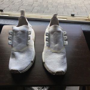 Triple white japan nmd